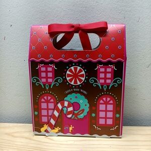 Bath & Body Works Bright Christmas Morning Holiday Gift Box